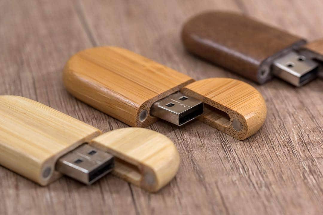 Custom USB Bulk Orders: What Businesses Should Consider